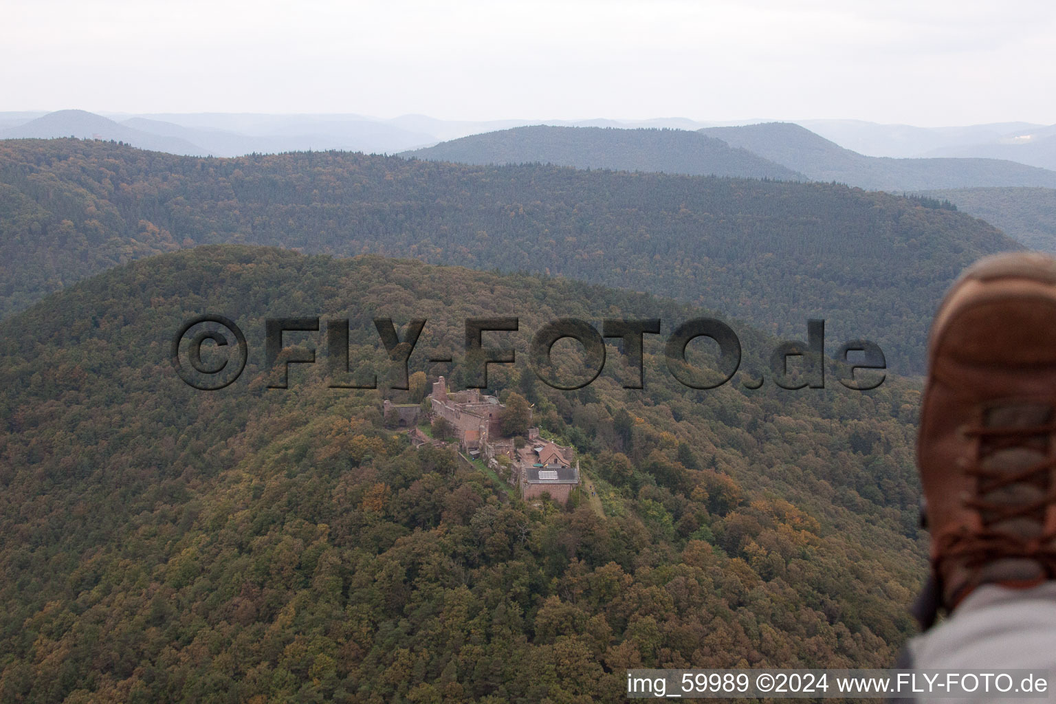 Madenbourg à Eschbach dans le département Rhénanie-Palatinat, Allemagne d'en haut