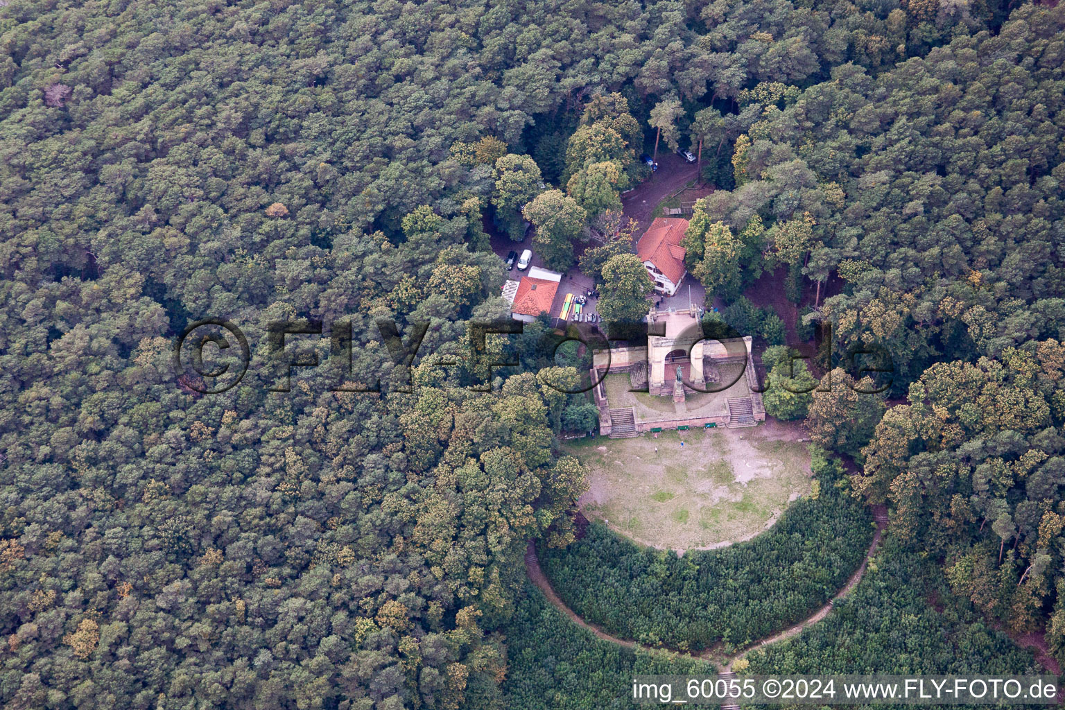 Mémorial de la Paix à Edenkoben dans le département Rhénanie-Palatinat, Allemagne d'en haut