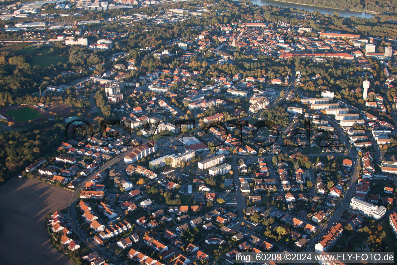 Germersheim dans le département Rhénanie-Palatinat, Allemagne vue du ciel