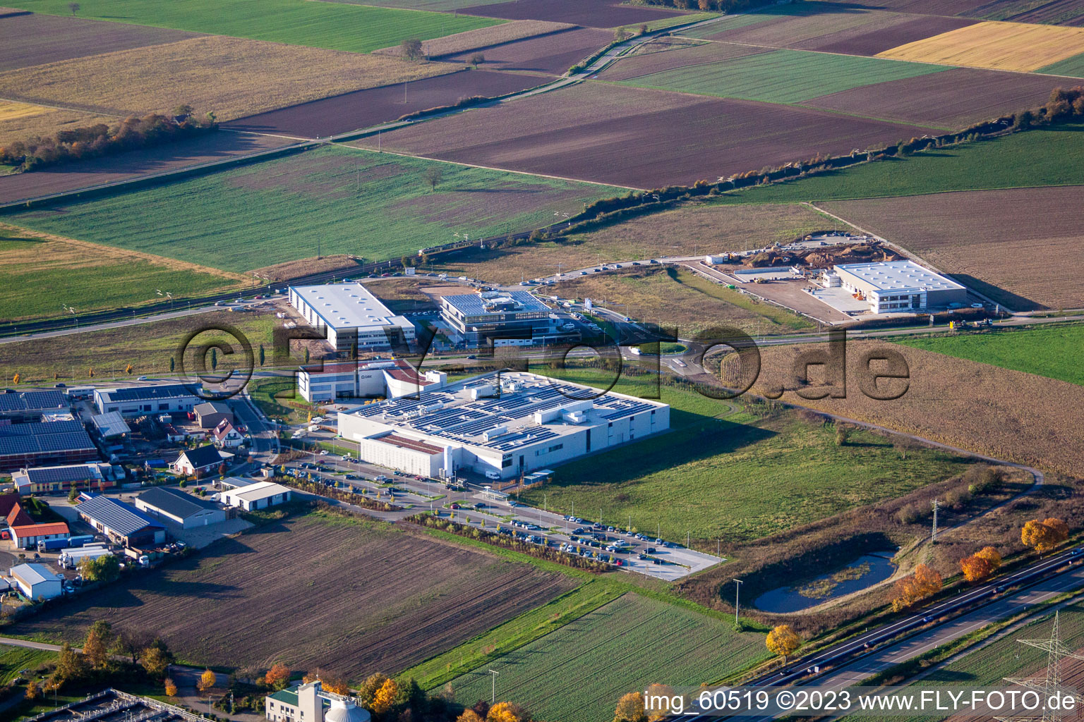 Vue aérienne de N, zone industrielle à Rülzheim dans le département Rhénanie-Palatinat, Allemagne