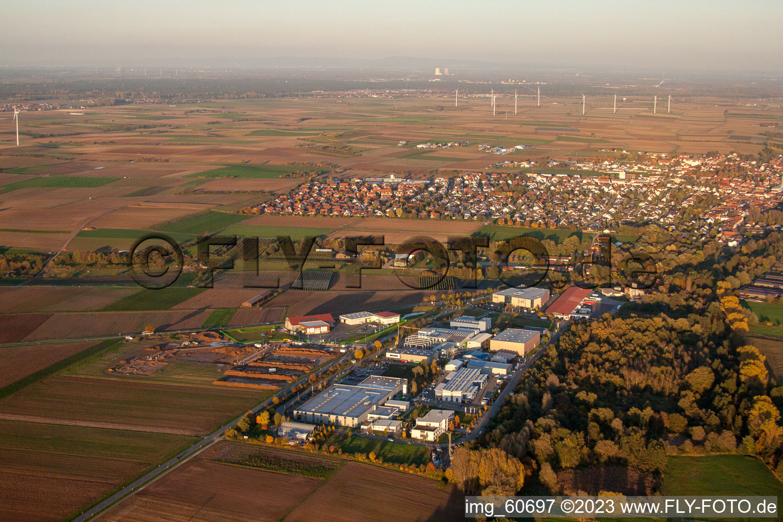 Photographie aérienne de De l'ouest à le quartier Herxheim in Herxheim bei Landau dans le département Rhénanie-Palatinat, Allemagne