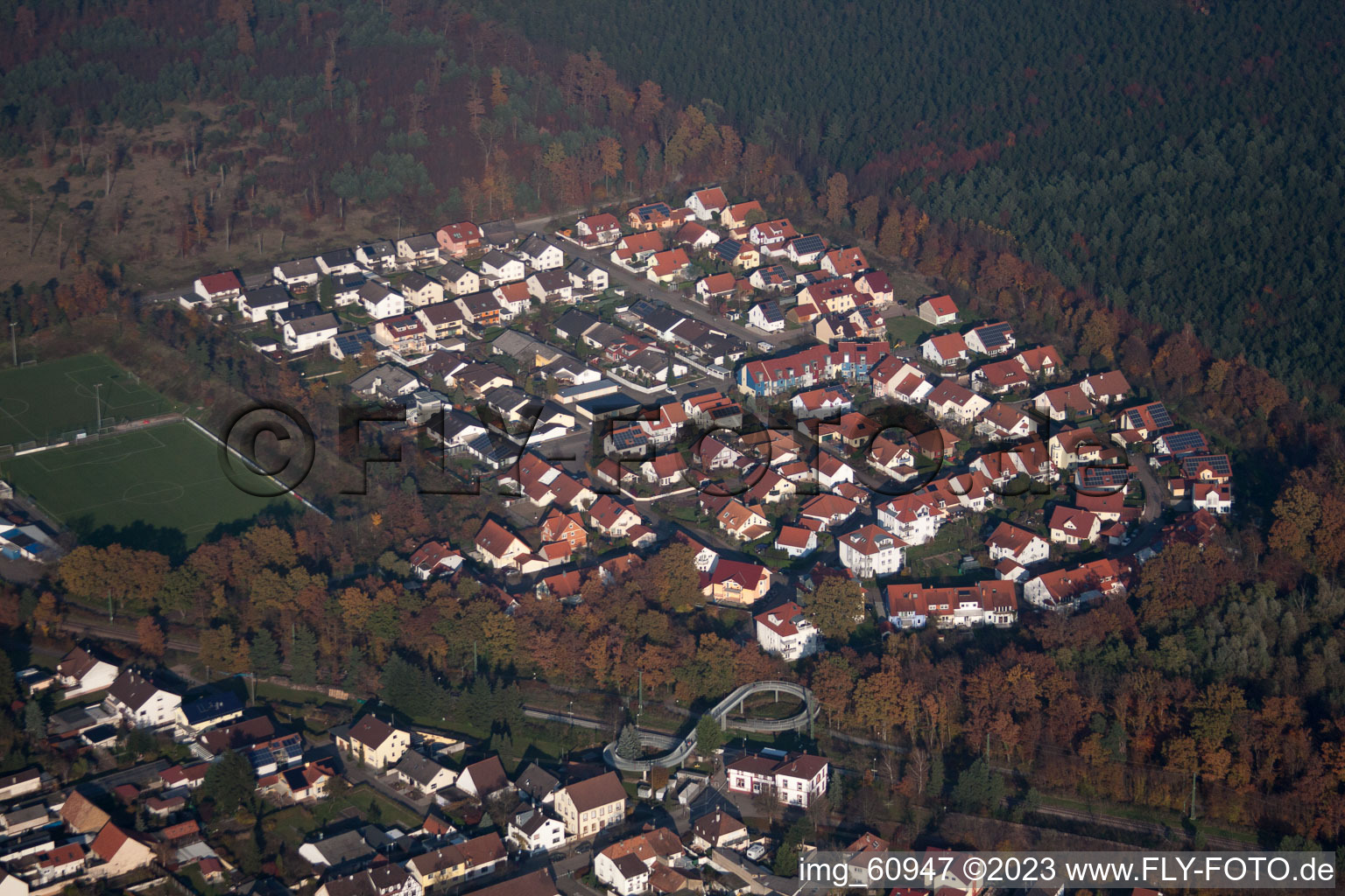 Image drone de Quartier Huttenheim in Philippsburg dans le département Bade-Wurtemberg, Allemagne