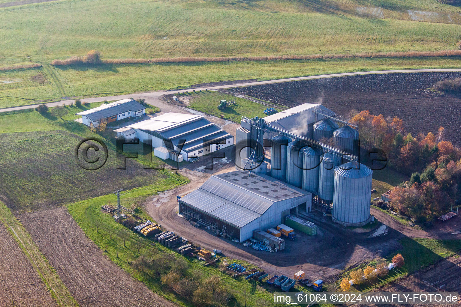 Photographie aérienne de Commerce foncier de Bolz à le quartier Rußheim in Dettenheim dans le département Bade-Wurtemberg, Allemagne