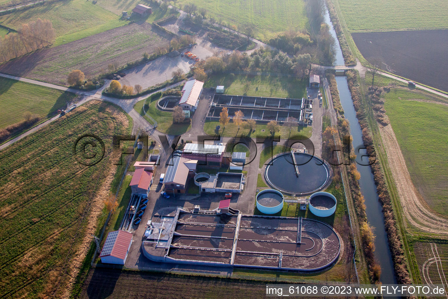 Photographie aérienne de Dettenheim dans le département Bade-Wurtemberg, Allemagne