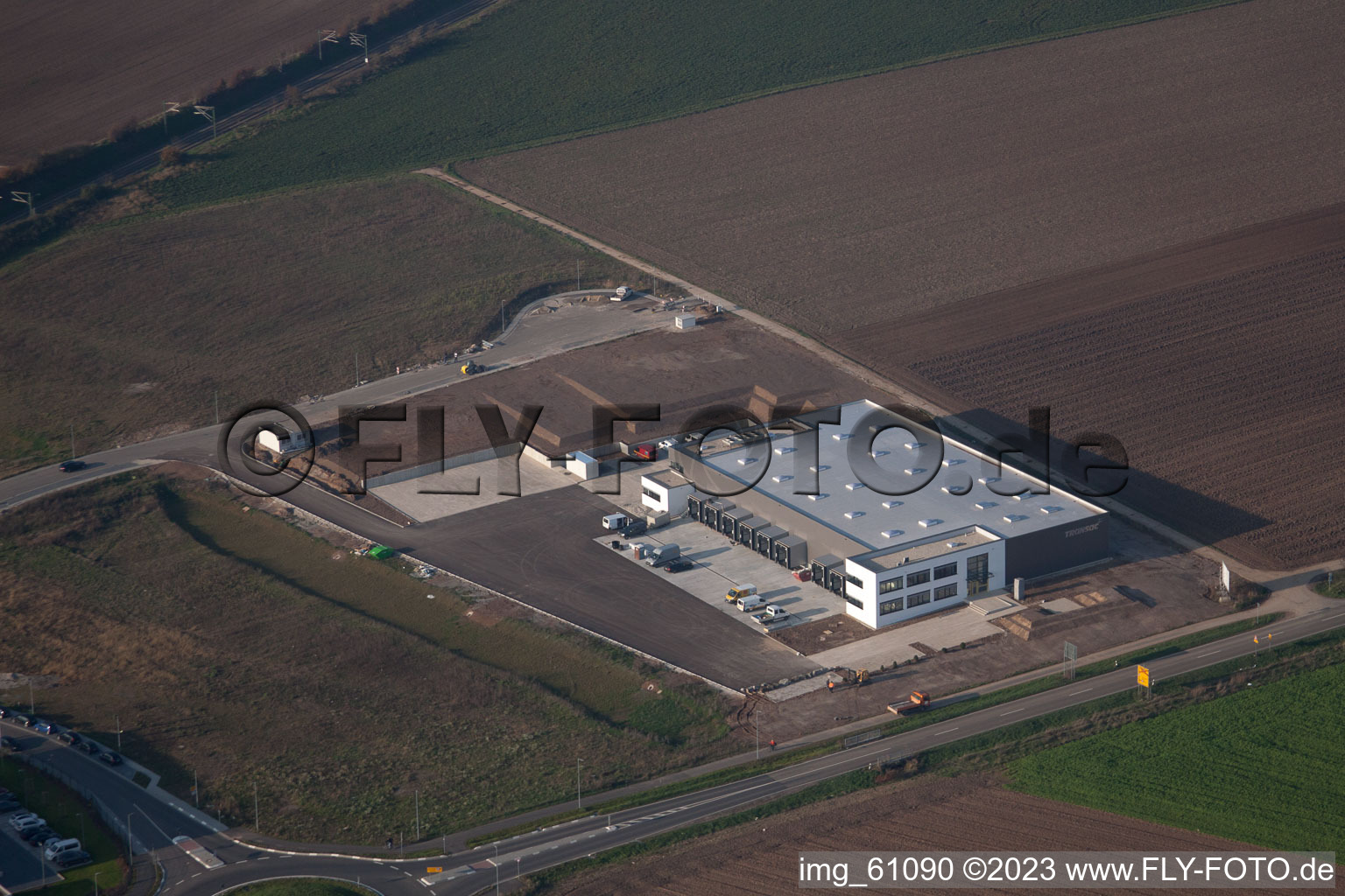 Photographie aérienne de N, zone industrielle à Rülzheim dans le département Rhénanie-Palatinat, Allemagne