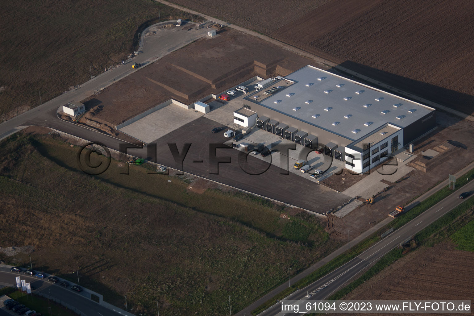 N, zone industrielle à Rülzheim dans le département Rhénanie-Palatinat, Allemagne vue d'en haut