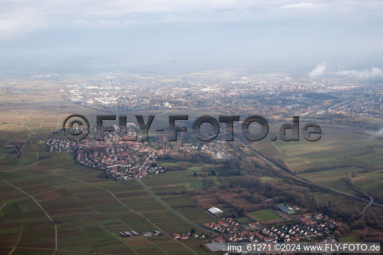 Vue aérienne de De l'ouest à le quartier Godramstein in Landau in der Pfalz dans le département Rhénanie-Palatinat, Allemagne