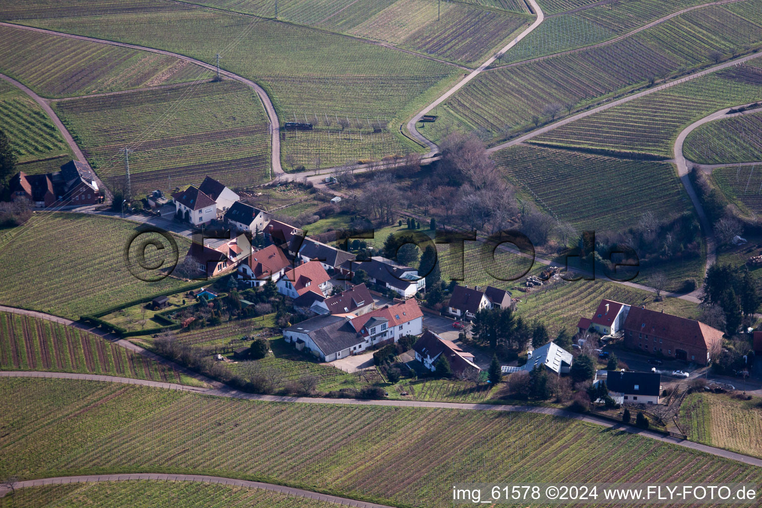 Vue aérienne de Modenbachstr à Weyher in der Pfalz dans le département Rhénanie-Palatinat, Allemagne