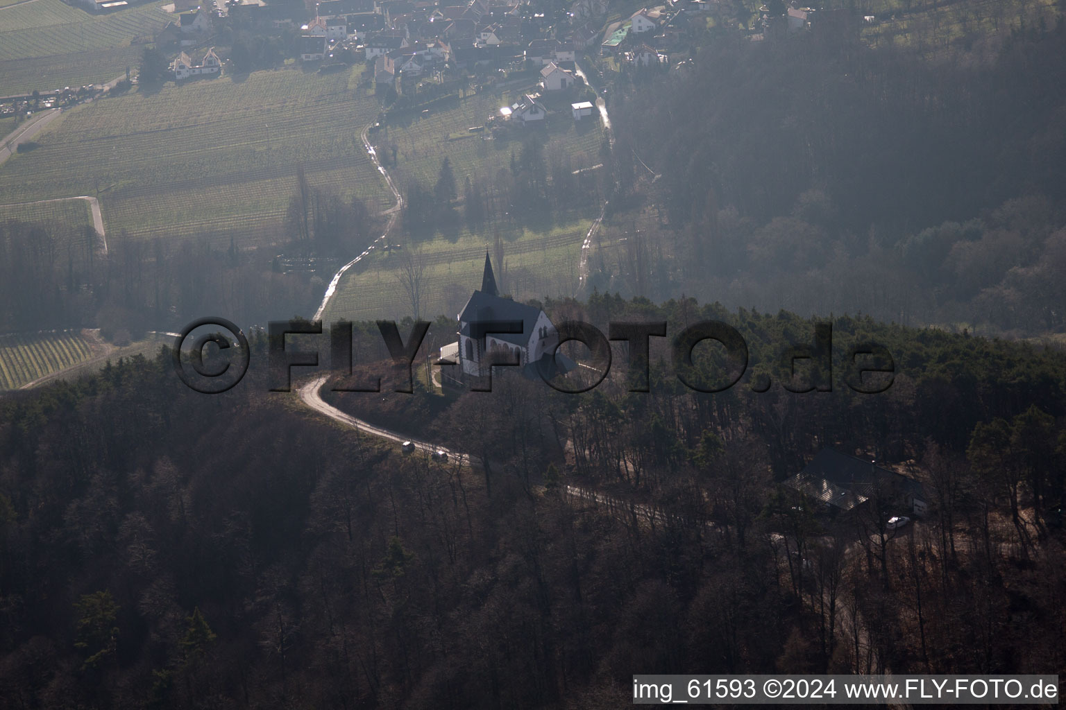 Chapelle Anne à Burrweiler dans le département Rhénanie-Palatinat, Allemagne d'en haut