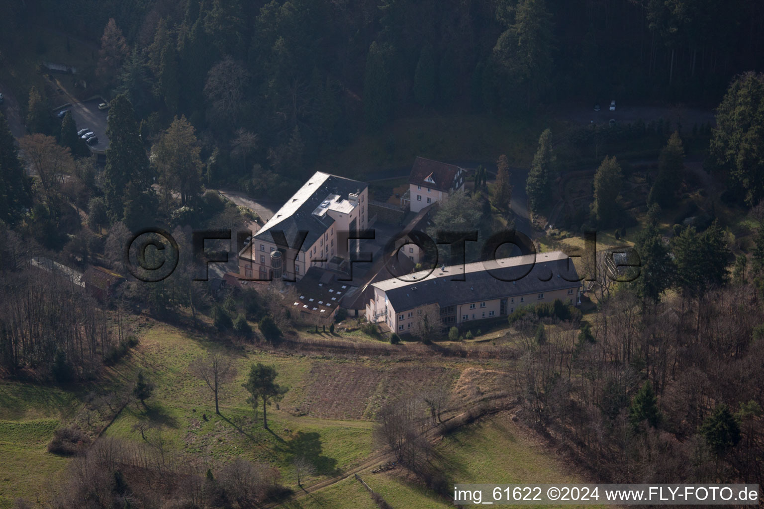 Vue aérienne de ZEN Palatinat du Sud à Gleisweiler dans le département Rhénanie-Palatinat, Allemagne