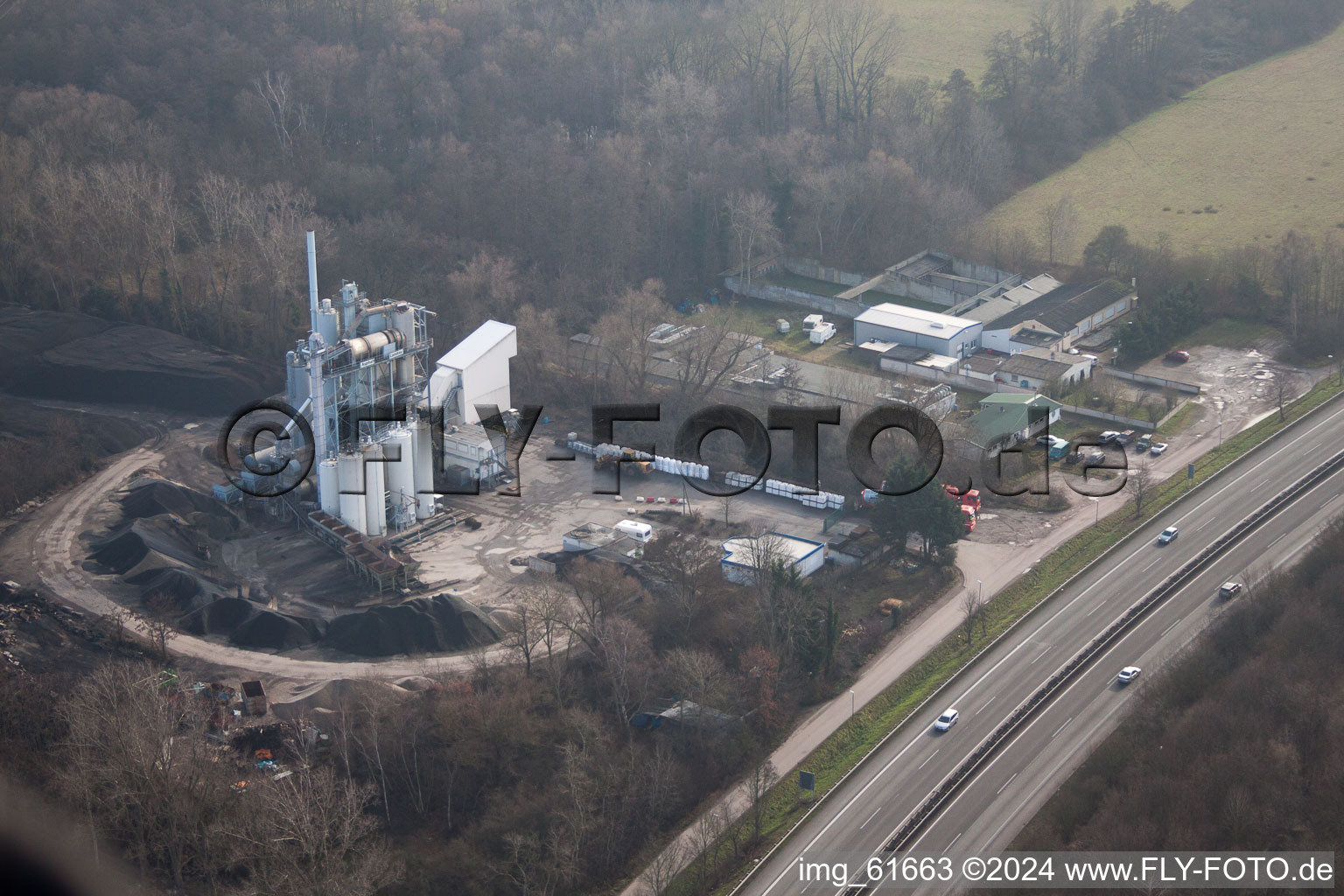 Vue aérienne de Centrale d'asphalte de Landau à Landau in der Pfalz dans le département Rhénanie-Palatinat, Allemagne