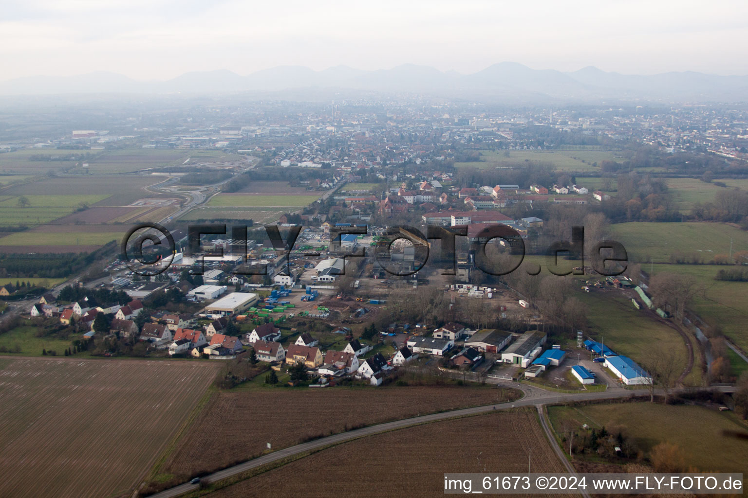 Vue aérienne de Rue Borheimer à Landau in der Pfalz dans le département Rhénanie-Palatinat, Allemagne