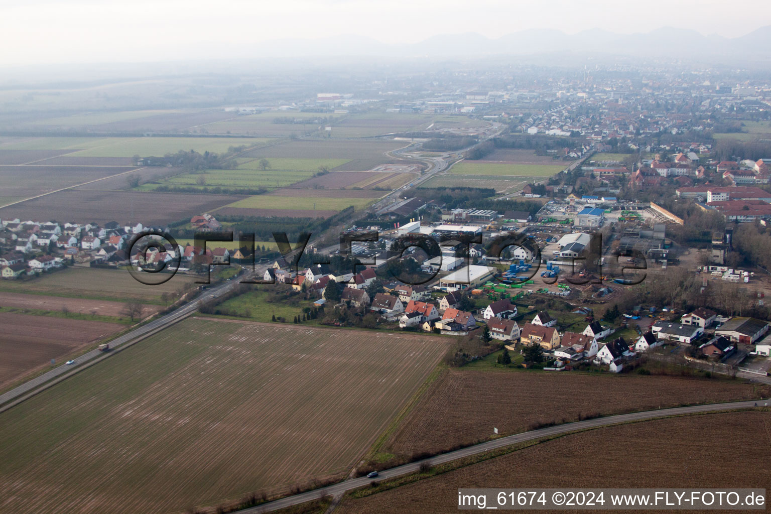 Vue aérienne de Rue Borheimer à Landau in der Pfalz dans le département Rhénanie-Palatinat, Allemagne