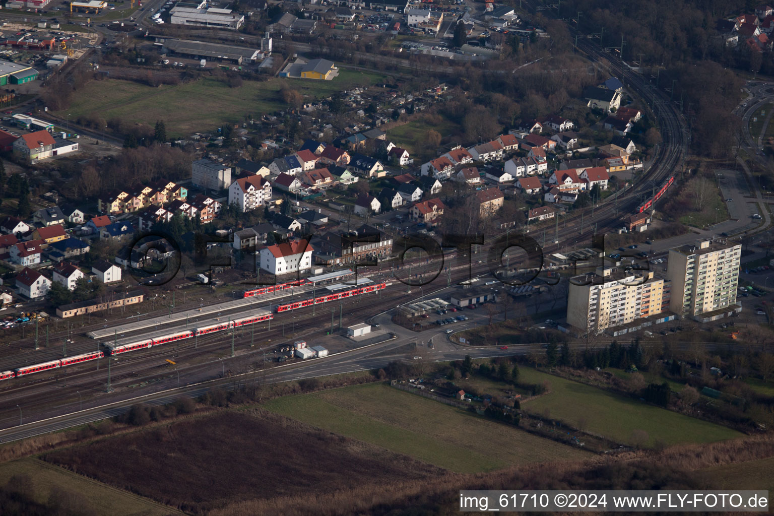 Vue aérienne de Gare à Germersheim dans le département Rhénanie-Palatinat, Allemagne