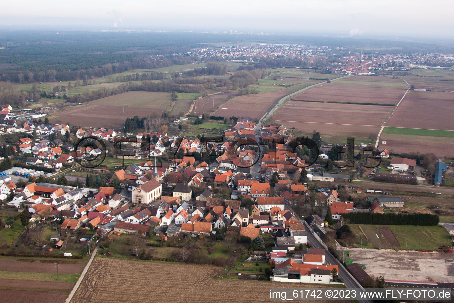 Image drone de Knittelsheim dans le département Rhénanie-Palatinat, Allemagne
