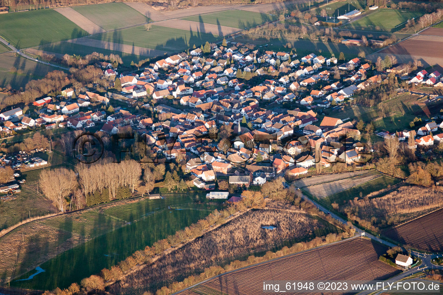 Photographie aérienne de Oberhausen dans le département Rhénanie-Palatinat, Allemagne