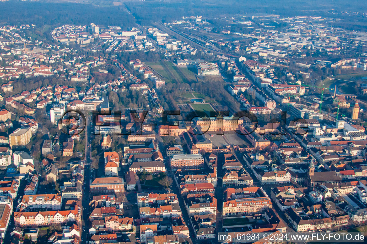 Vue aérienne de Palais résidentiel de l'ouest à Rastatt dans le département Bade-Wurtemberg, Allemagne