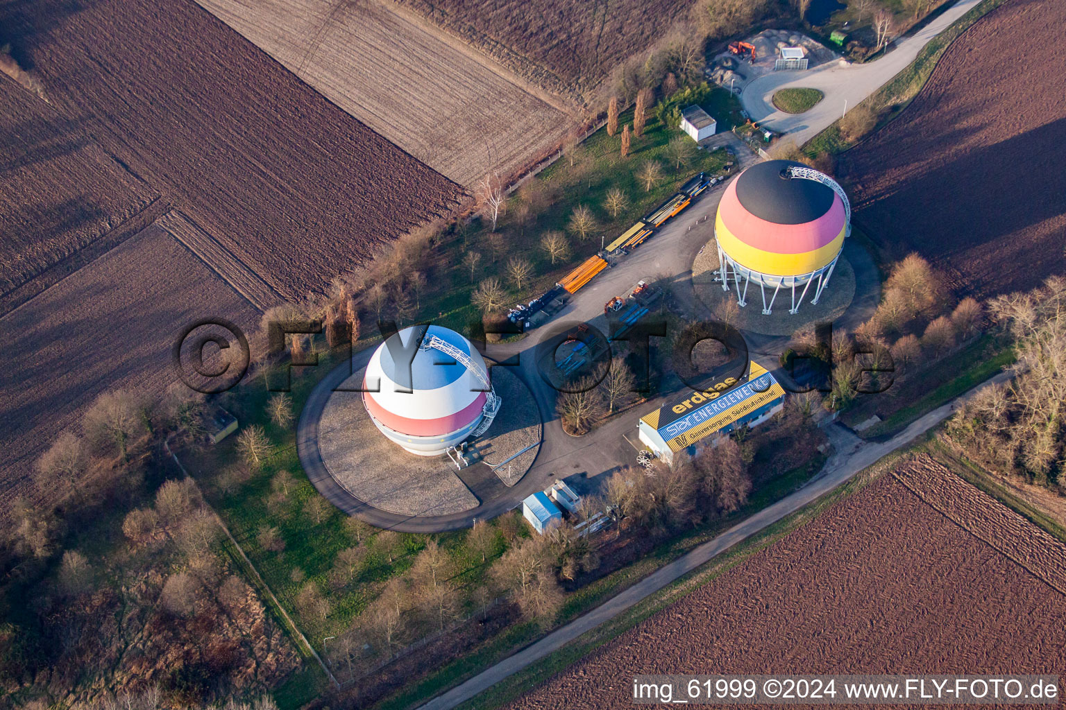 Vue aérienne de Stockage de gaz naturel par balles à Rastatt dans le département Bade-Wurtemberg, Allemagne