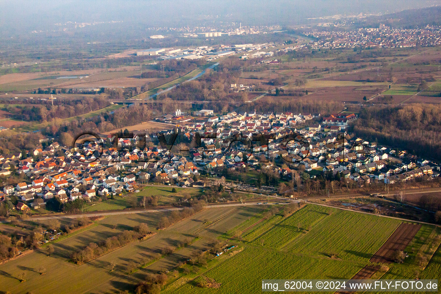 Vue aérienne de Niederbühl à Rastatt dans le département Bade-Wurtemberg, Allemagne