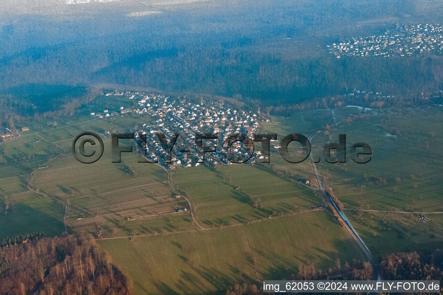 Vue aérienne de De l'ouest à le quartier Burbach in Marxzell dans le département Bade-Wurtemberg, Allemagne