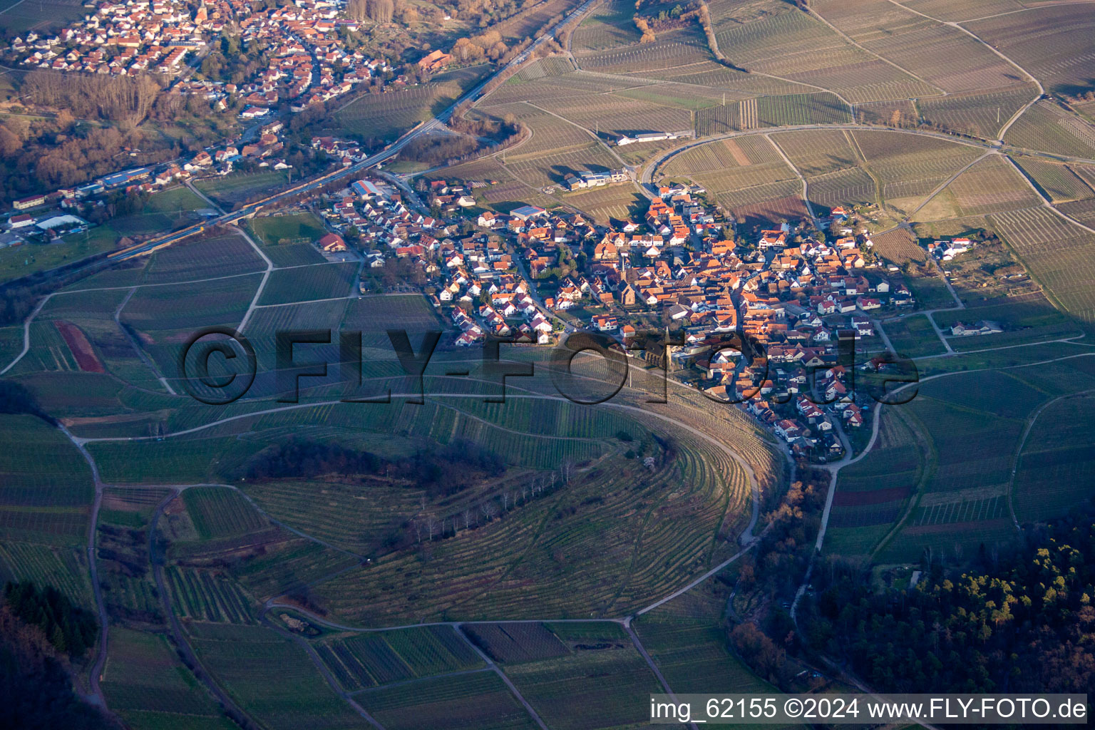 Siebeldingen dans le département Rhénanie-Palatinat, Allemagne du point de vue du drone