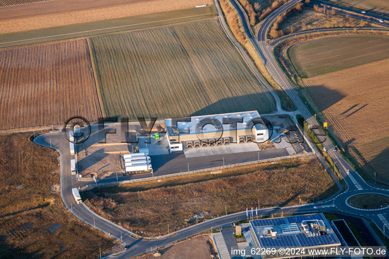 Vue aérienne de Zone industrielle du Nord à Rülzheim dans le département Rhénanie-Palatinat, Allemagne