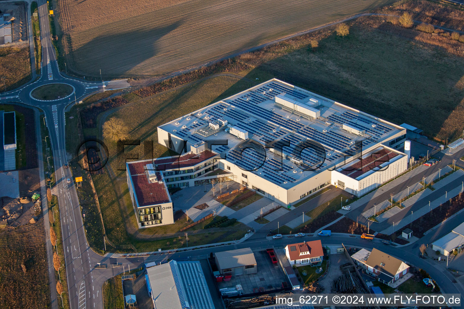 Vue oblique de Zone industrielle du Nord à Rülzheim dans le département Rhénanie-Palatinat, Allemagne