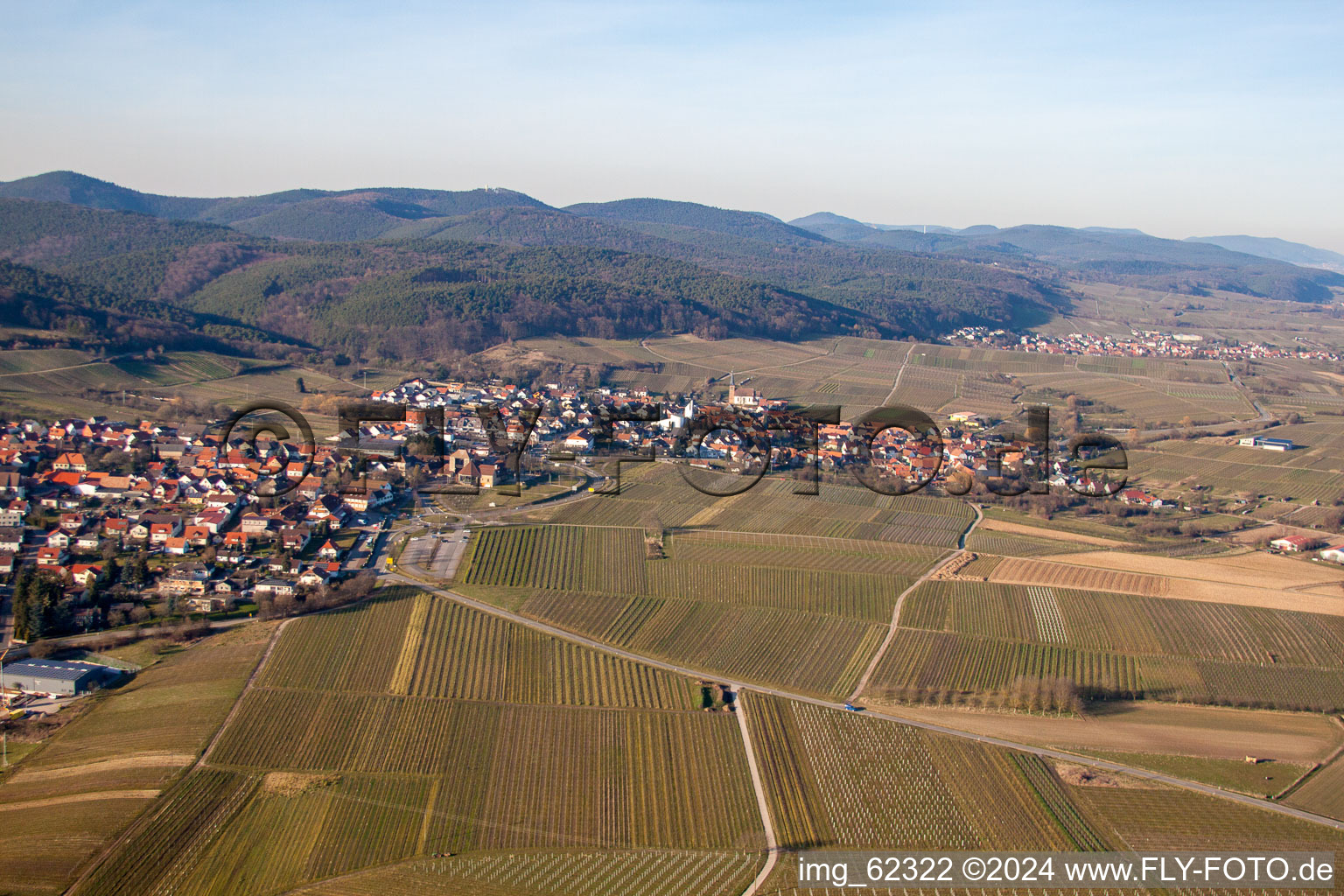 Quartier Schweigen in Schweigen-Rechtenbach dans le département Rhénanie-Palatinat, Allemagne depuis l'avion