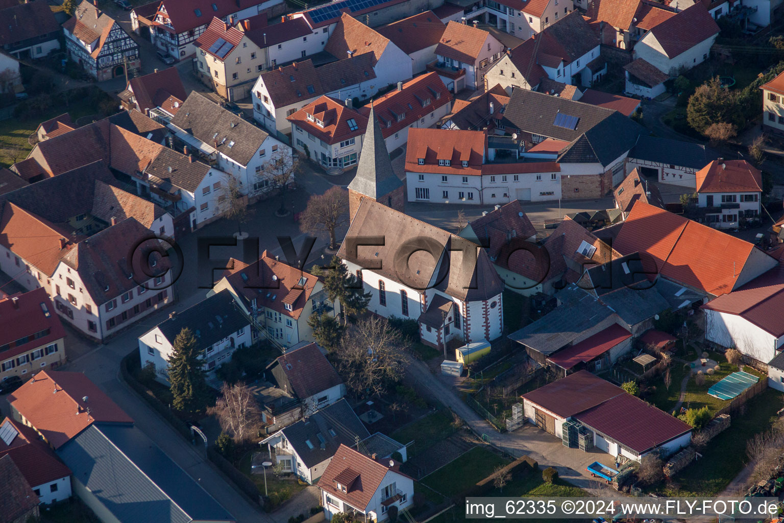 Quartier Schweigen in Schweigen-Rechtenbach dans le département Rhénanie-Palatinat, Allemagne hors des airs