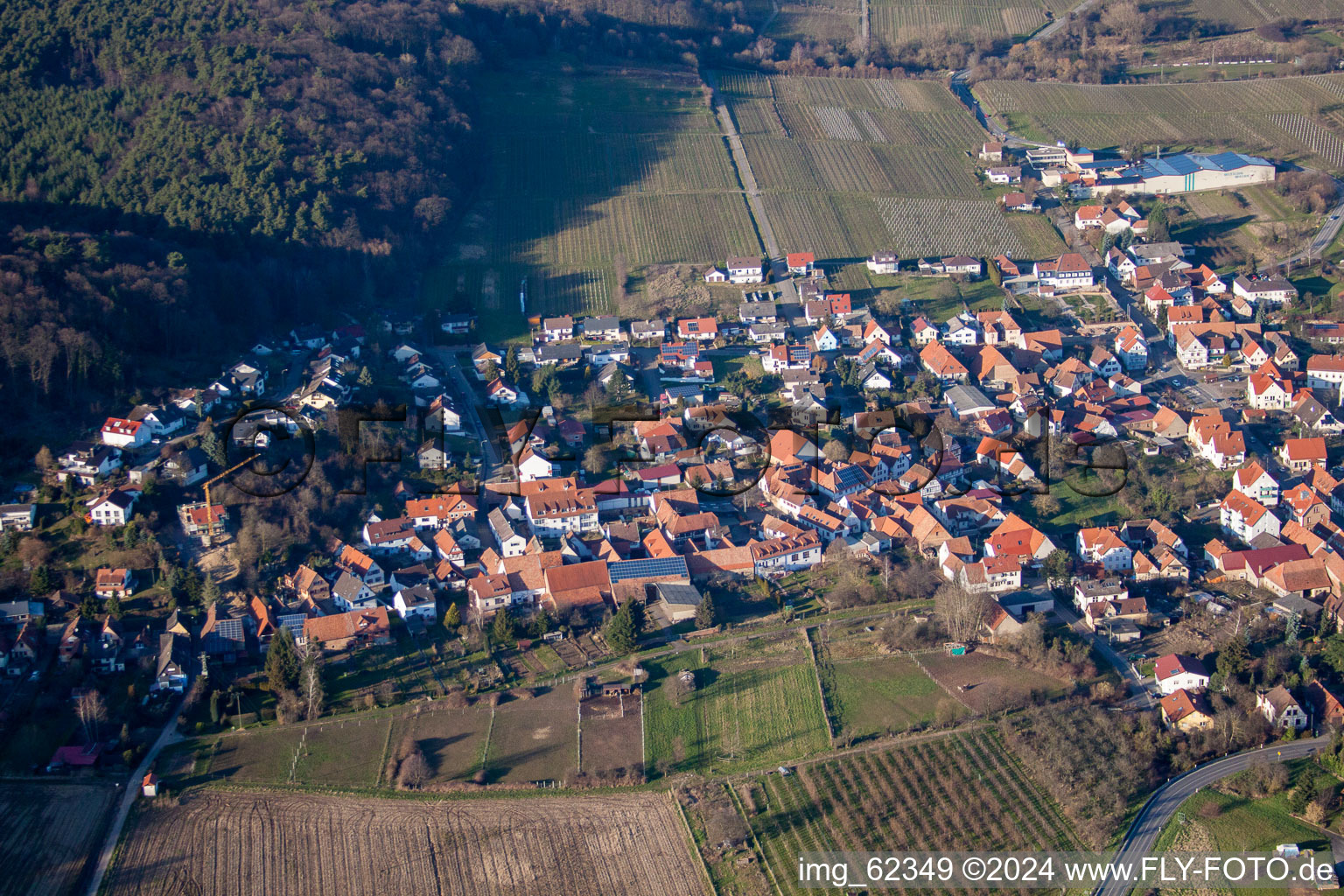 Photographie aérienne de Oberotterbach dans le département Rhénanie-Palatinat, Allemagne