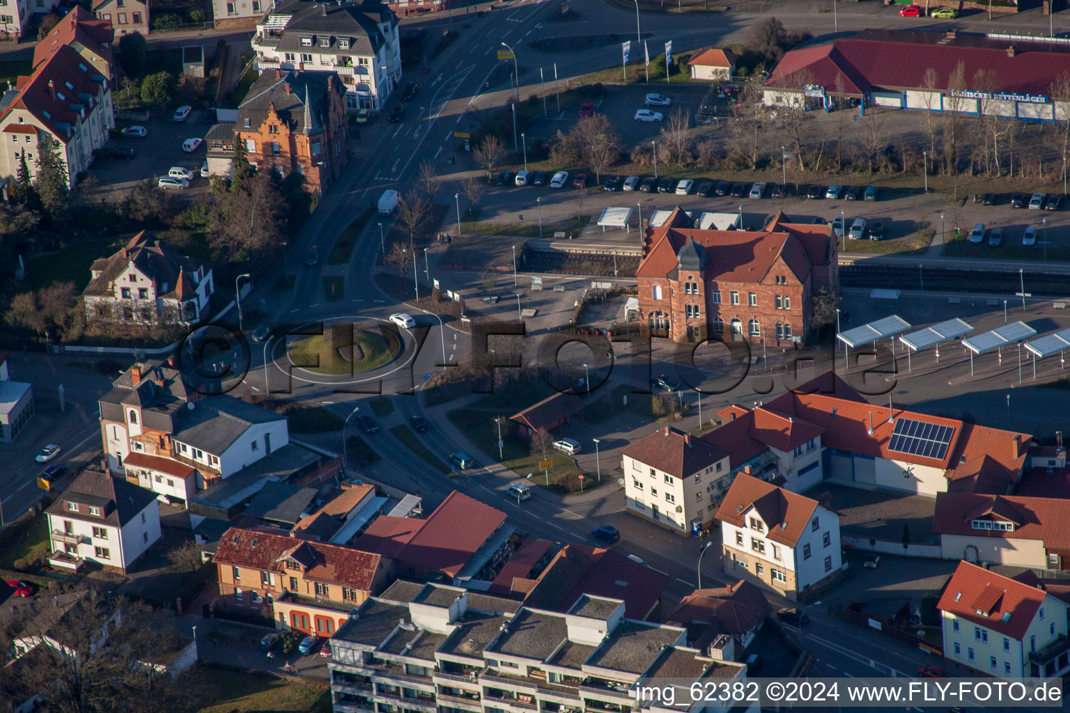 Bad Bergzabern dans le département Rhénanie-Palatinat, Allemagne vue du ciel