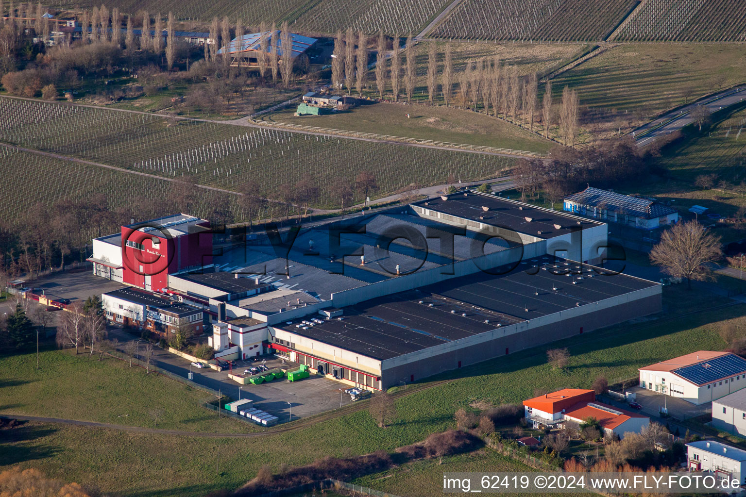 Photographie aérienne de Grande cave Kleine Kalmit à Ilbesheim bei Landau in der Pfalz dans le département Rhénanie-Palatinat, Allemagne