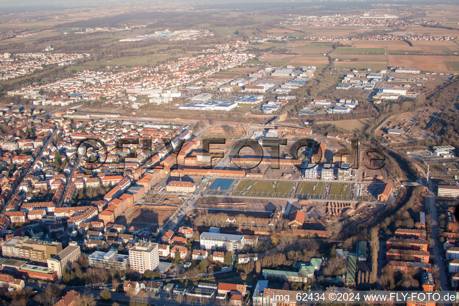 Landau in der Pfalz dans le département Rhénanie-Palatinat, Allemagne depuis l'avion