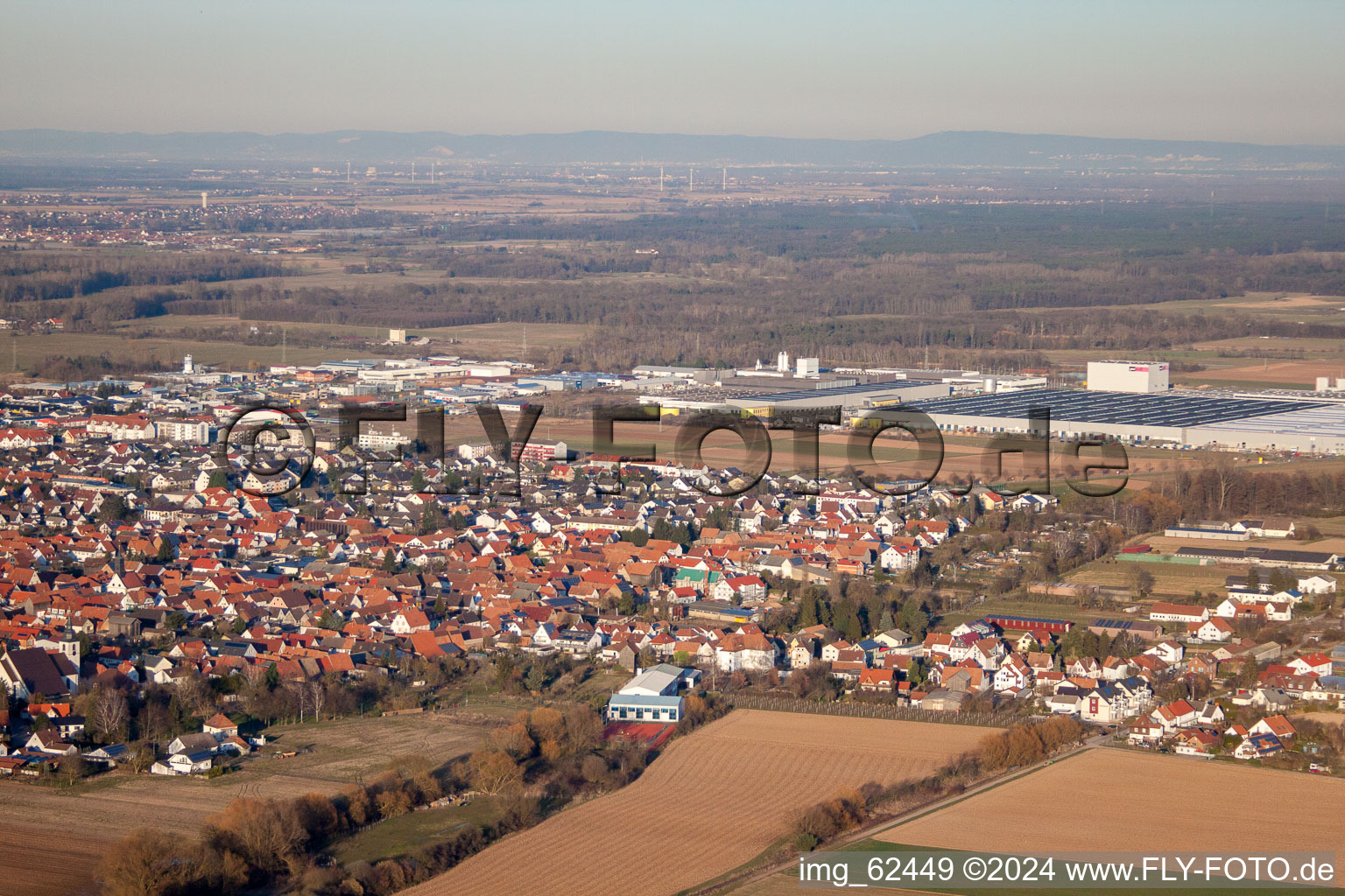 Offenbach an der Queich dans le département Rhénanie-Palatinat, Allemagne depuis l'avion