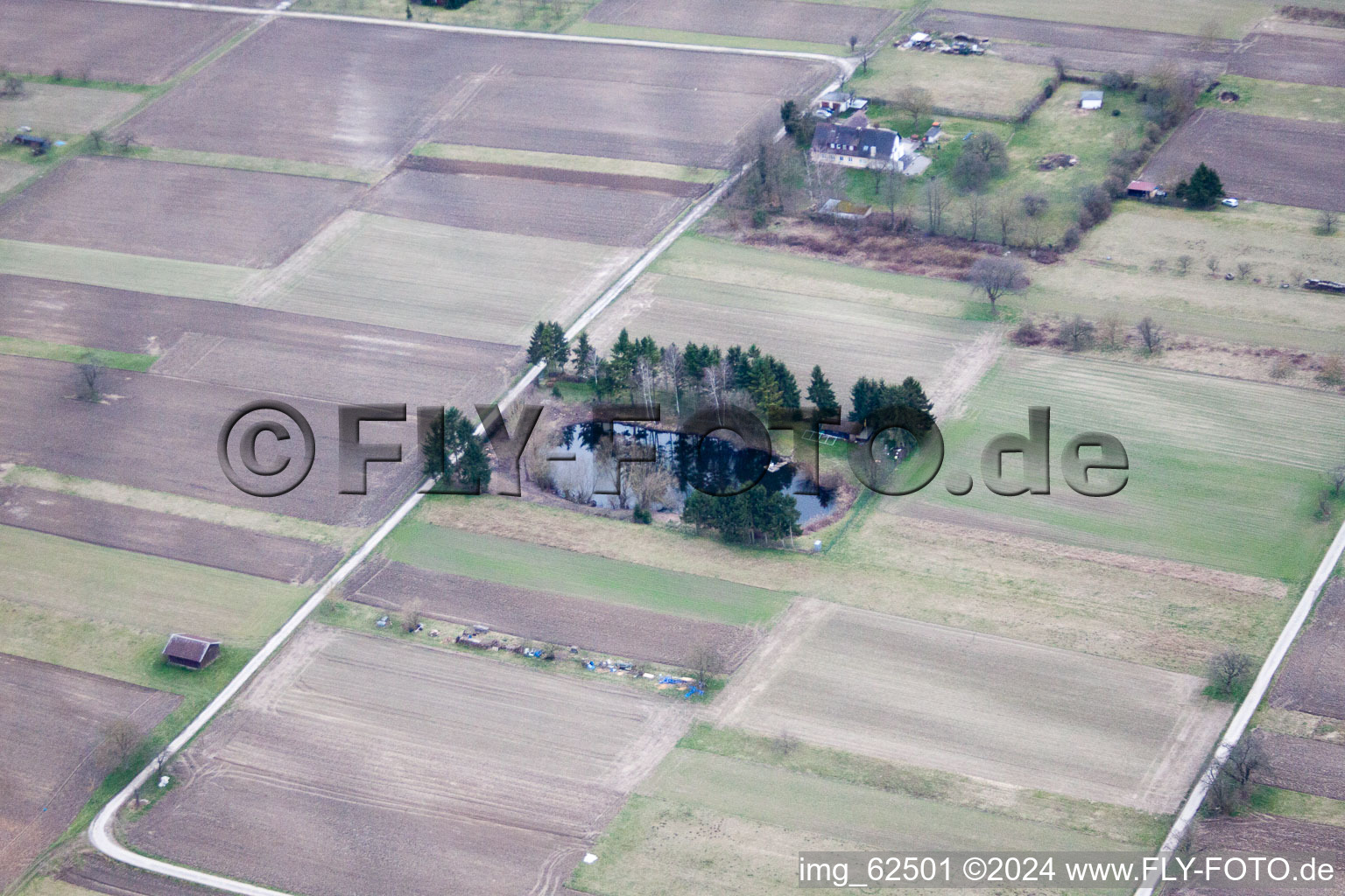 Steinmauern dans le département Bade-Wurtemberg, Allemagne du point de vue du drone