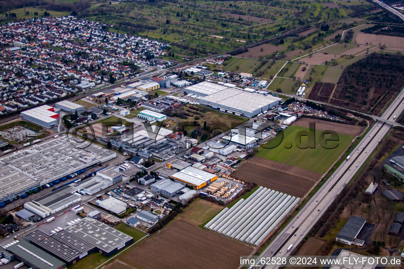 Vue aérienne de Rhénus Logistique à Muggensturm dans le département Bade-Wurtemberg, Allemagne