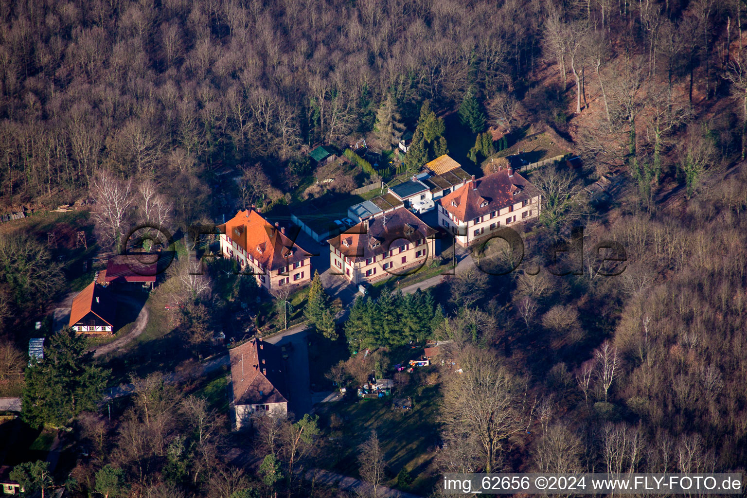 Enregistrement par drone de Scheibenhard dans le département Bas Rhin, France