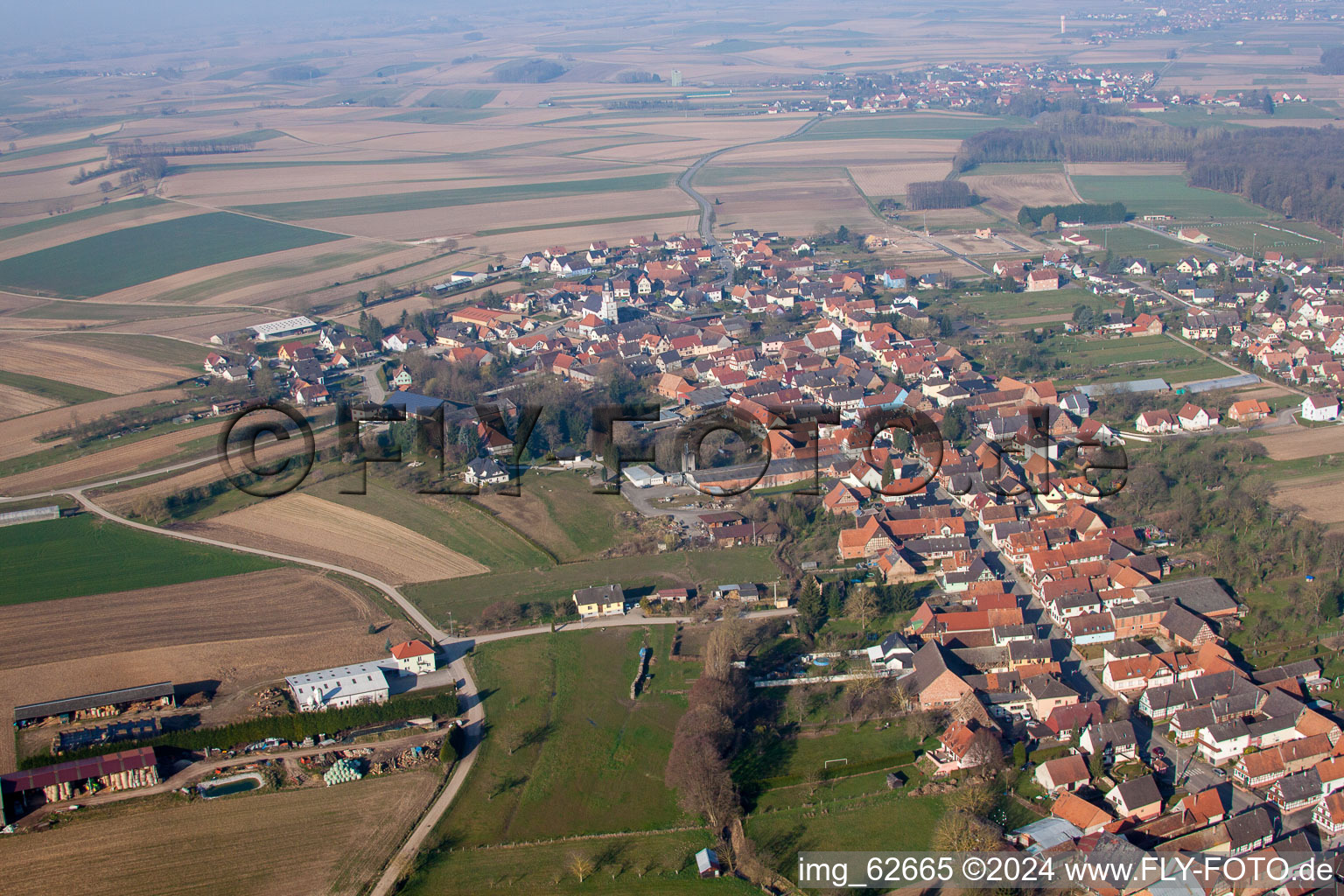 Niederlauterbach dans le département Bas Rhin, France vue d'en haut