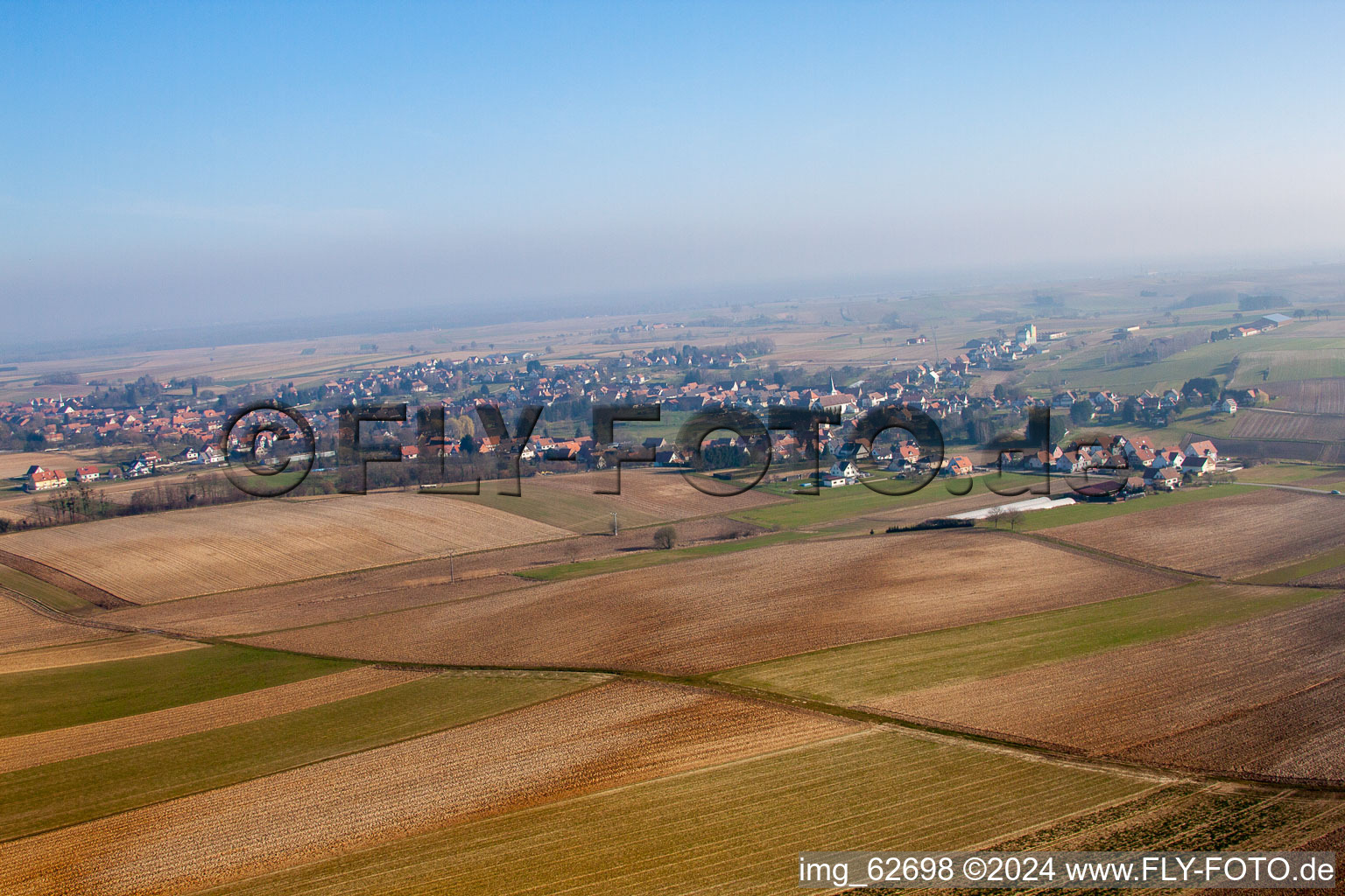 Seebach dans le département Bas Rhin, France vu d'un drone