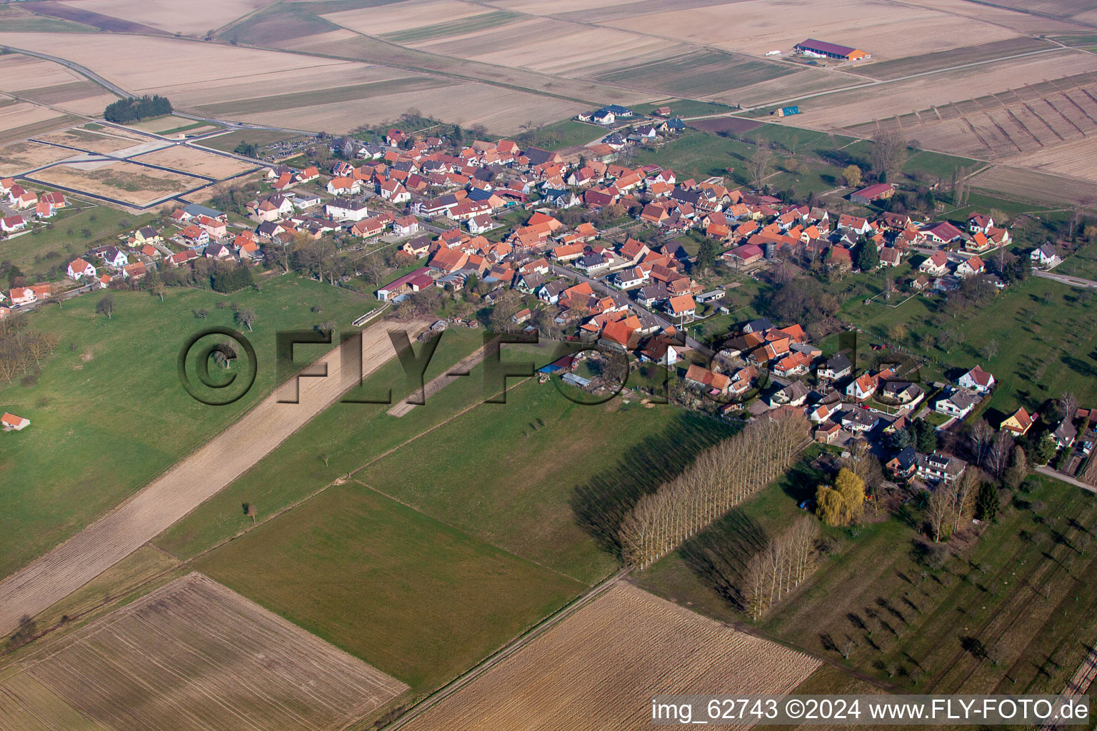 Vue aérienne de Schwabwiller dans le département Bas Rhin, France