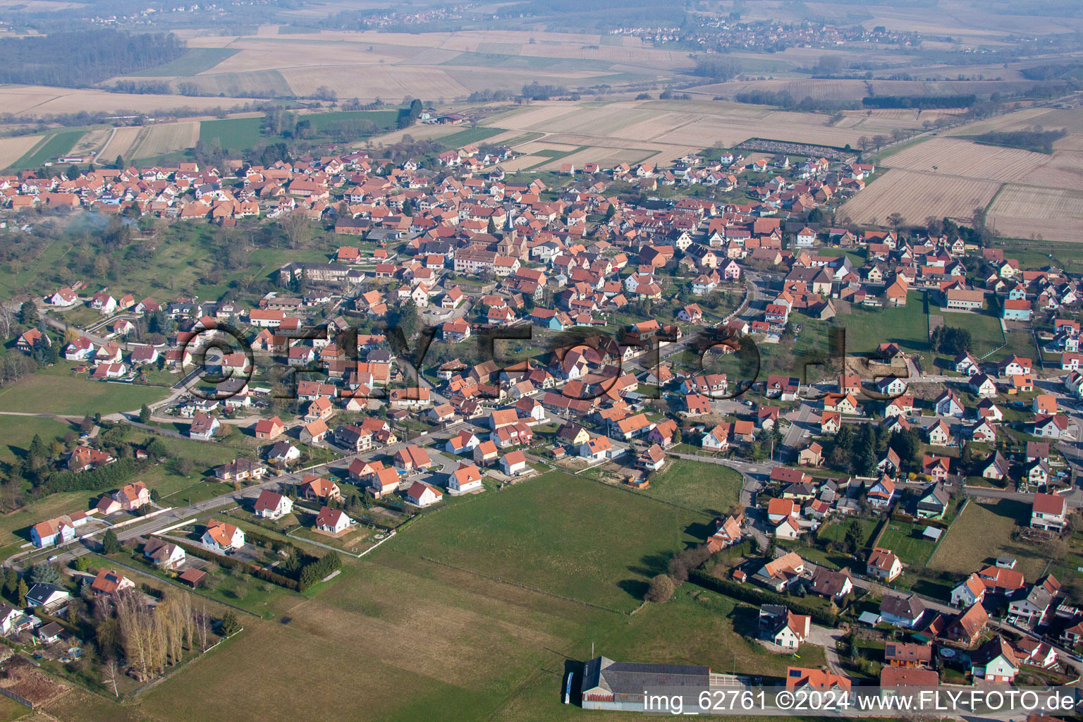 Surbourg dans le département Bas Rhin, France du point de vue du drone