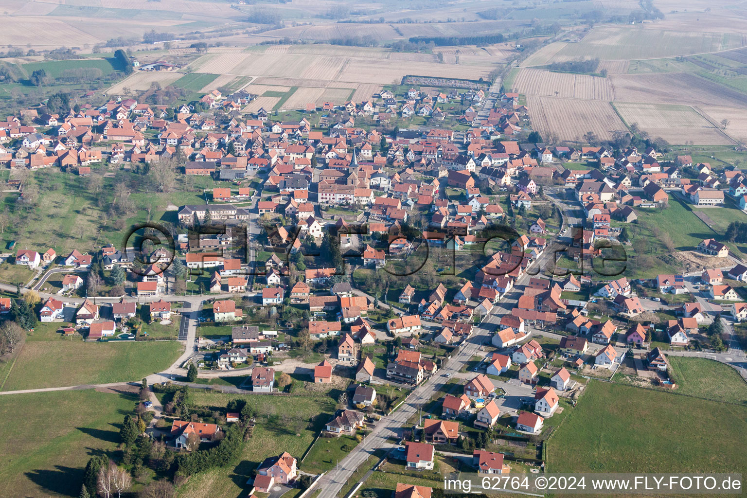 Vue oblique de Champs agricoles et surfaces utilisables à Surbourg dans le département Bas Rhin, France