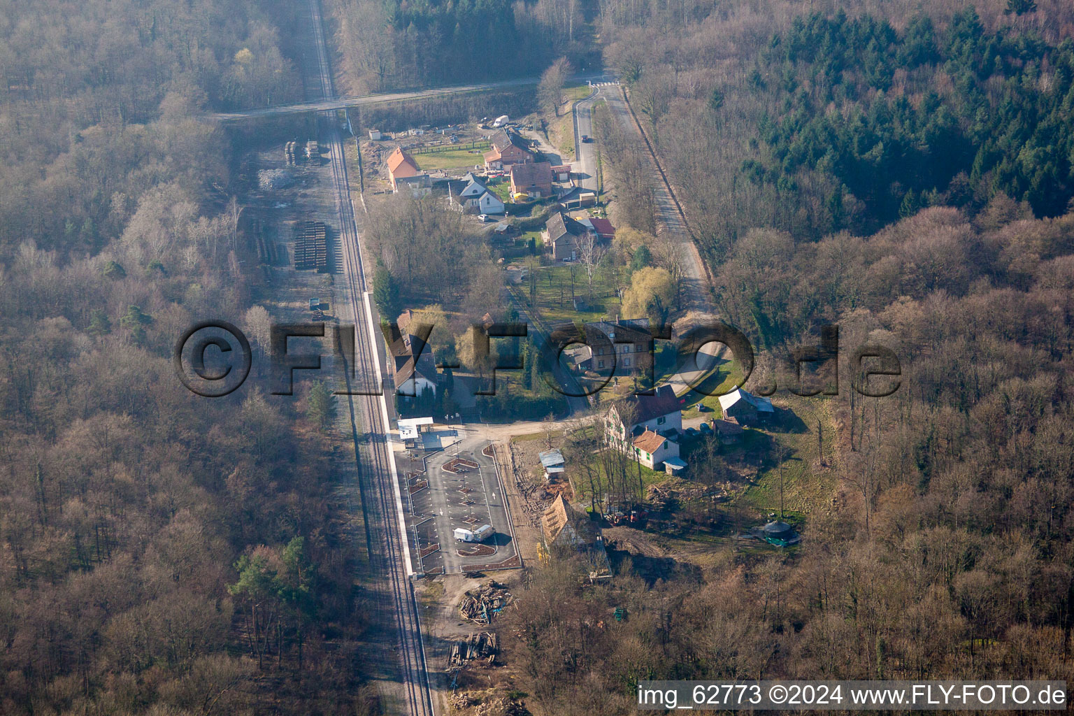 Vue aérienne de Gare à Surbourg dans le département Bas Rhin, France