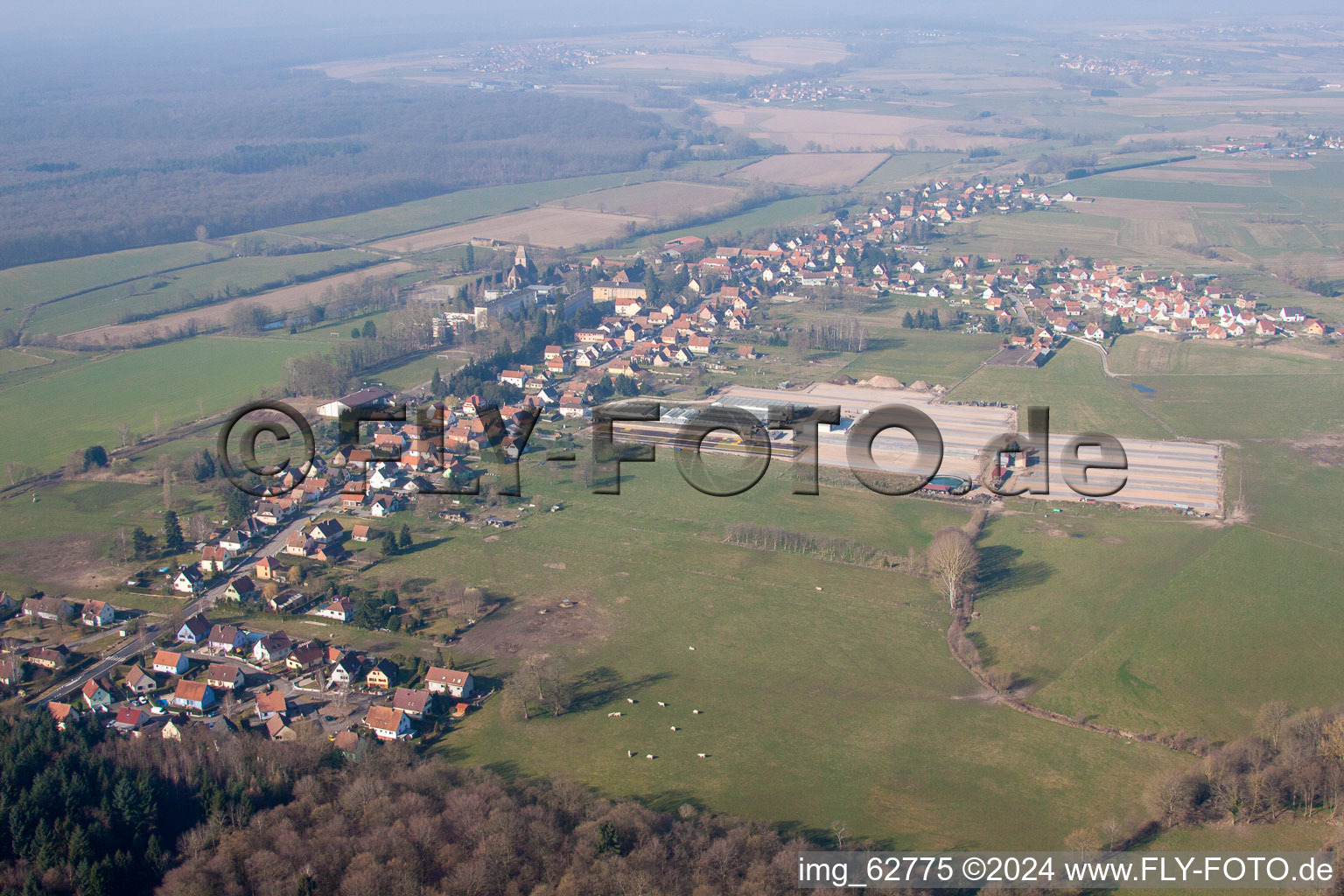 Photographie aérienne de Walbourg dans le département Bas Rhin, France