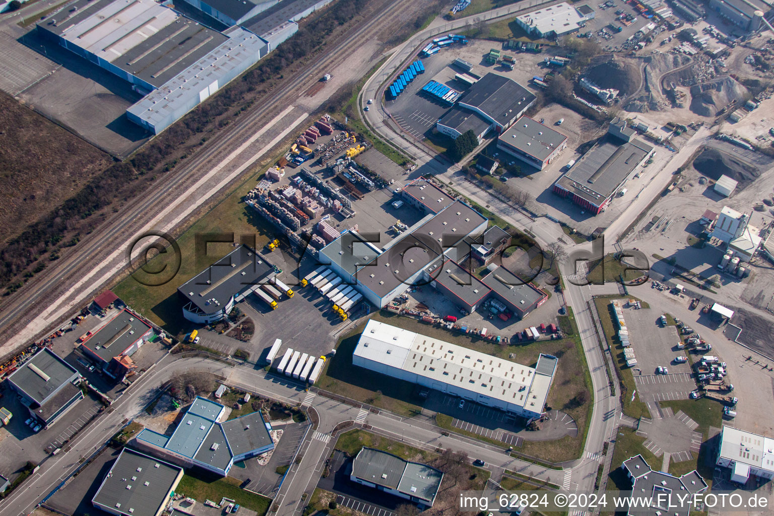 Schweighouse-sur-Moder dans le département Bas Rhin, France vue du ciel