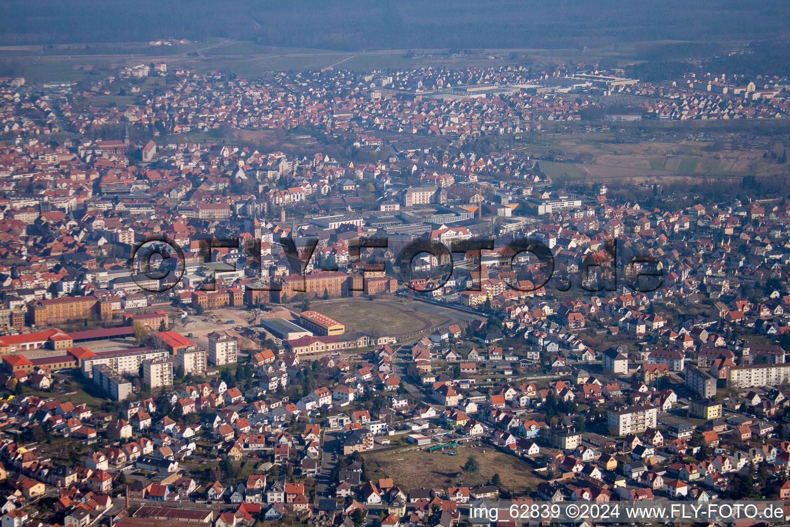 Vue aérienne de Haguenau dans le département Bas Rhin, France