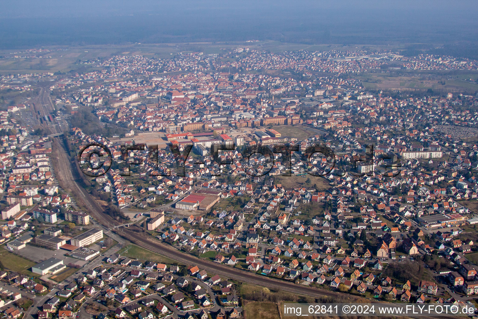 Vue oblique de Haguenau dans le département Bas Rhin, France