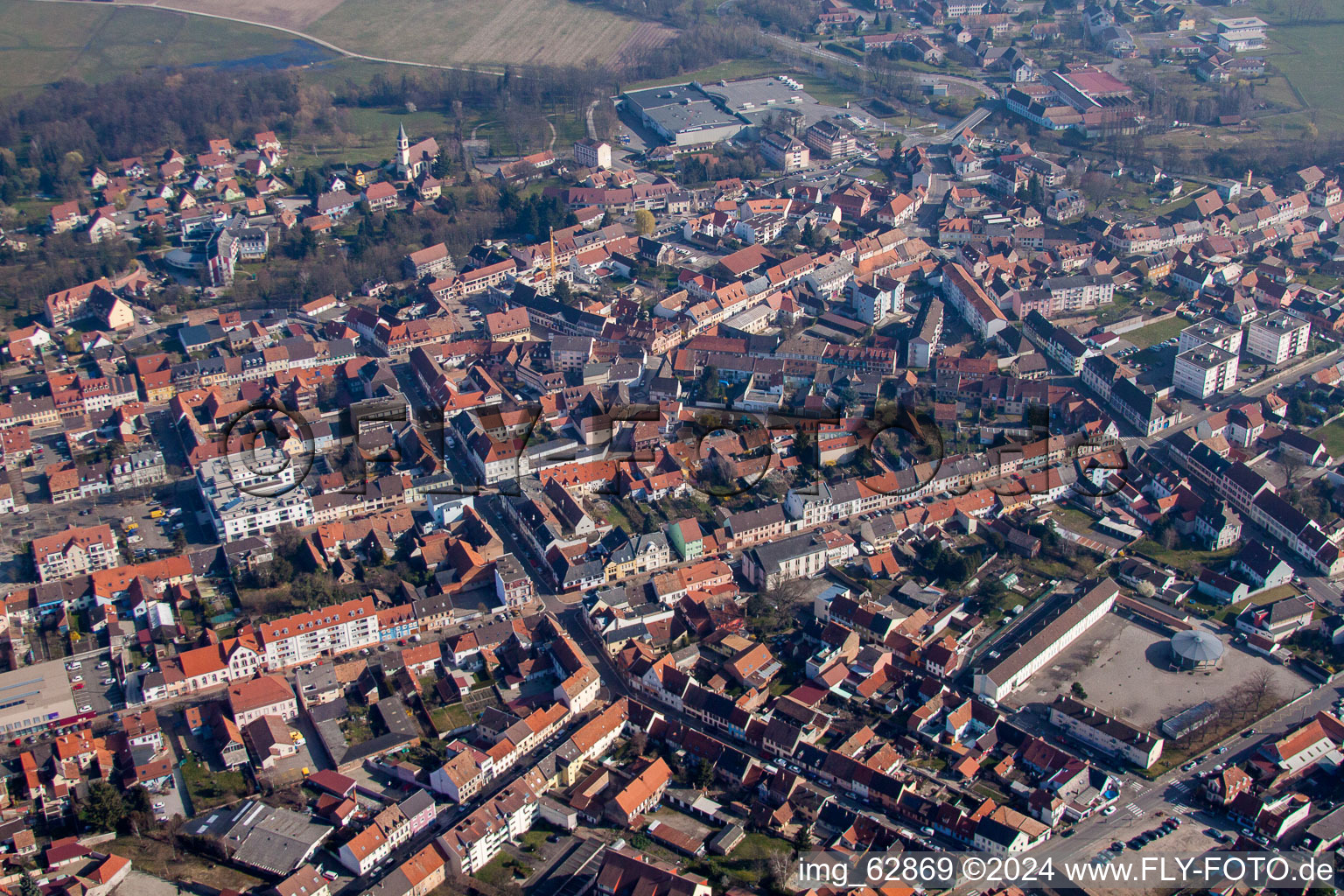 Vue oblique de Bischwiller dans le département Bas Rhin, France