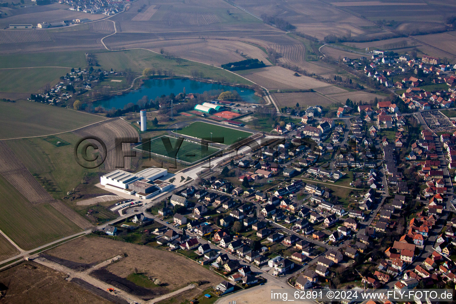 Image drone de Gambsheim dans le département Bas Rhin, France