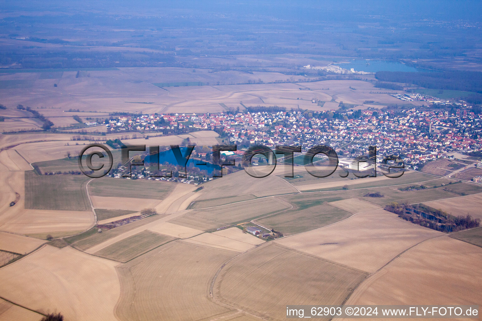 Vue oblique de Gambsheim dans le département Bas Rhin, France